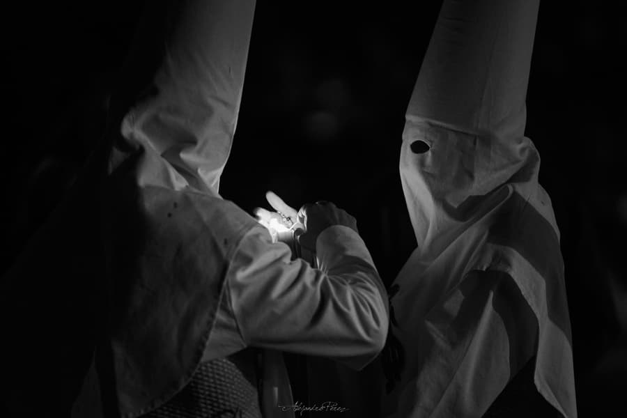 Cofrade — Blanco y Negro