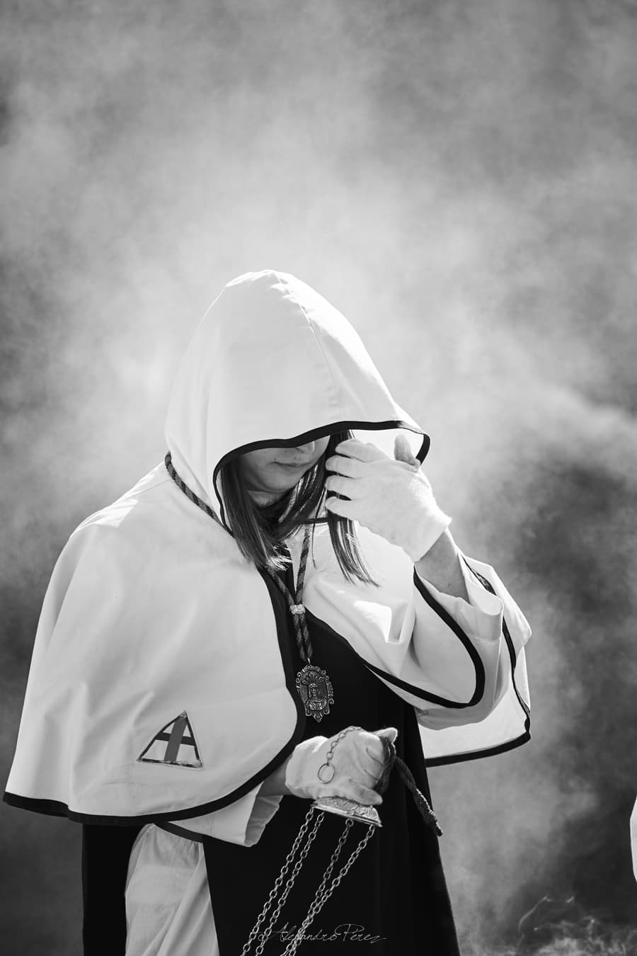 Cofrade — Blanco y Negro