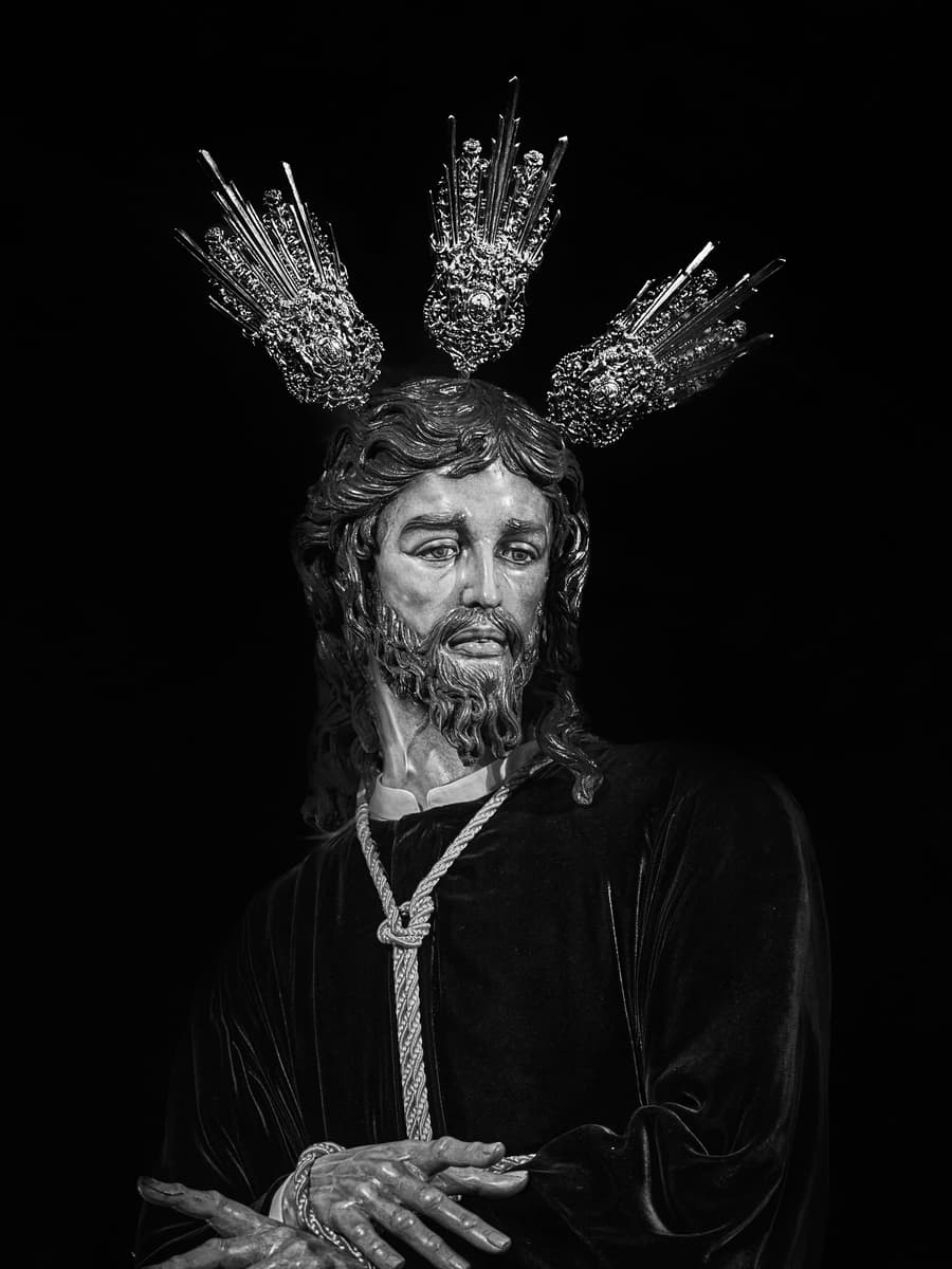Cofrade — Blanco y Negro